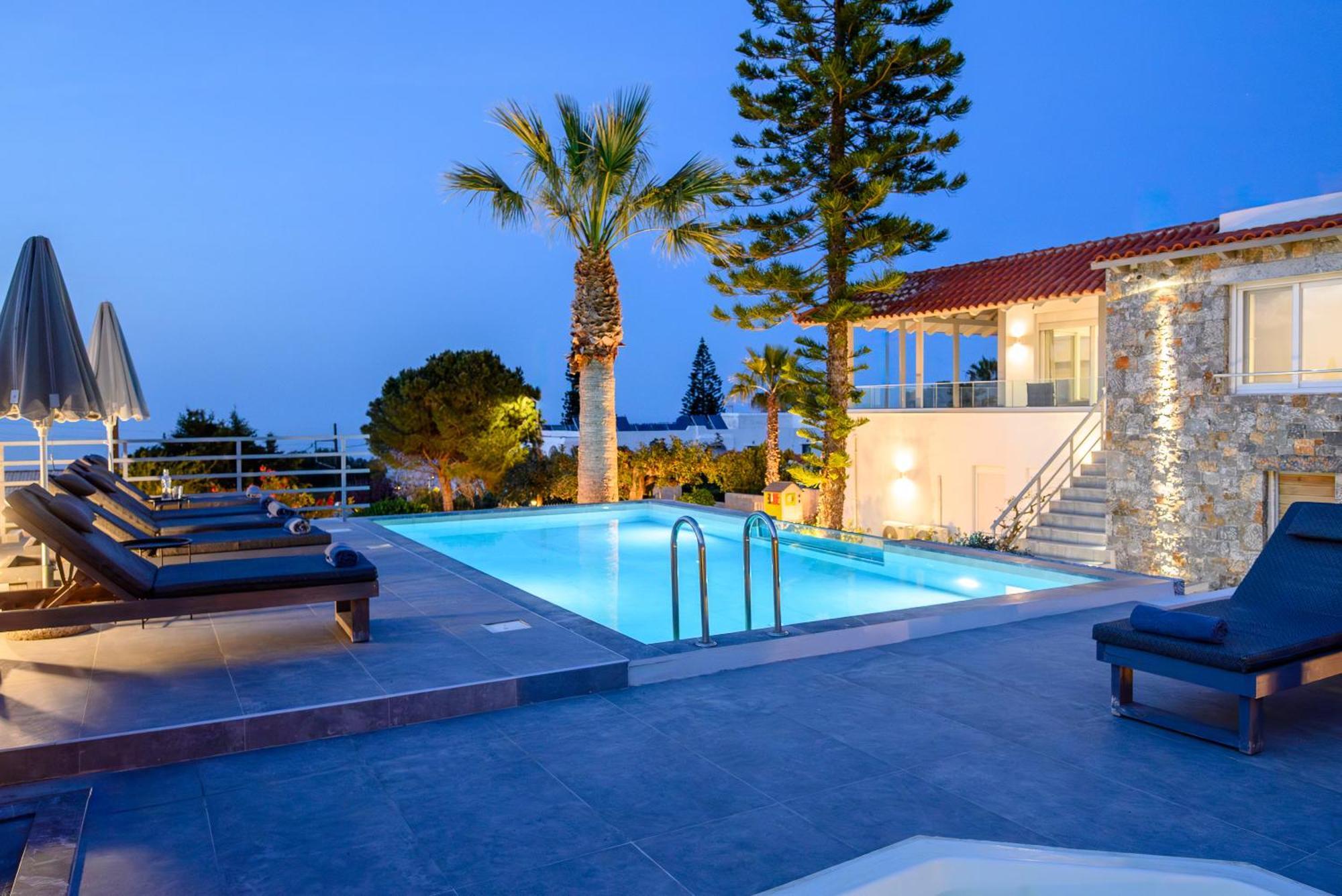 Queen'S Gem Luxury Villa - Heated Jacuzzi & Pool 赫索尼索斯 外观 照片