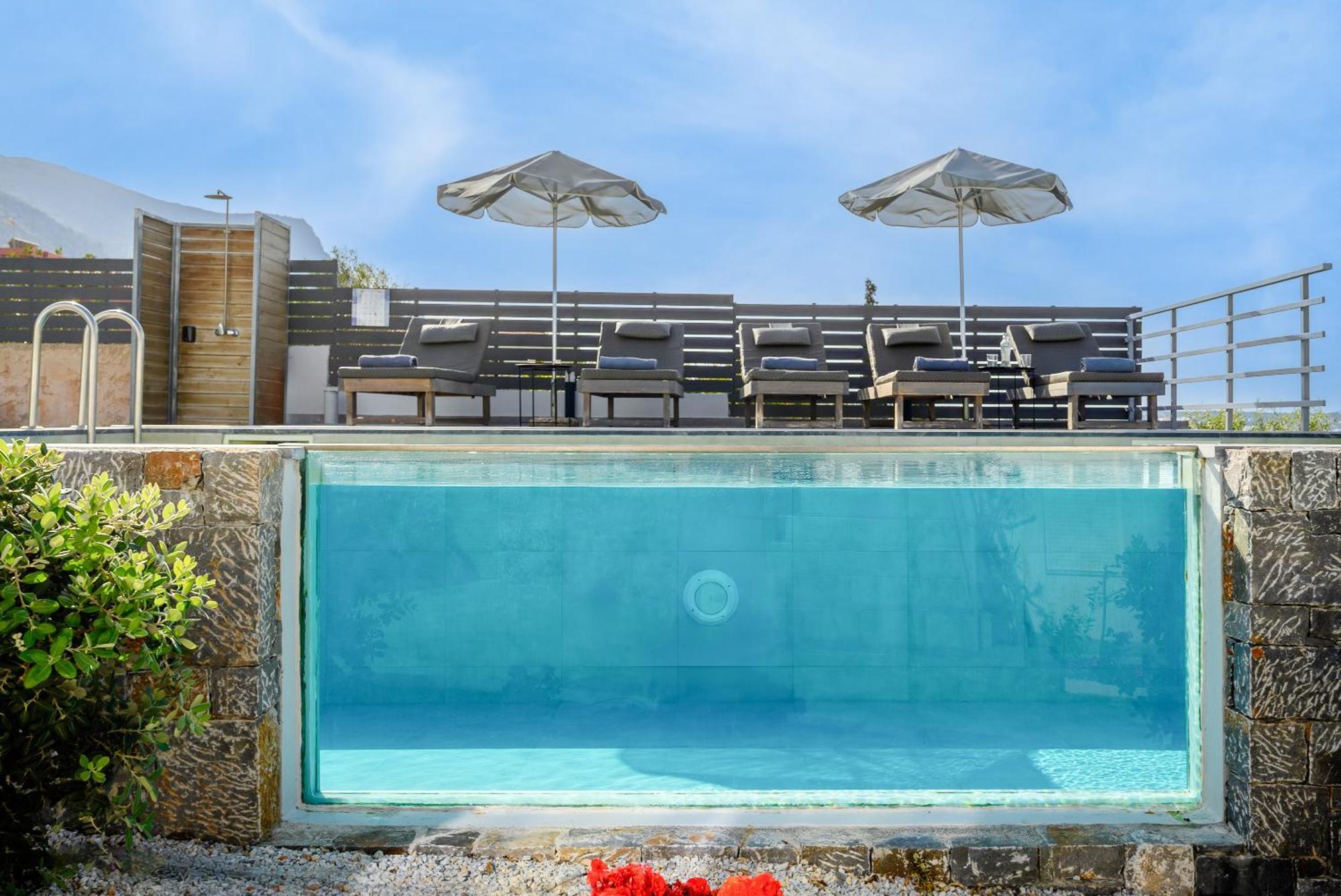 Queen'S Gem Luxury Villa - Heated Jacuzzi & Pool 赫索尼索斯 外观 照片