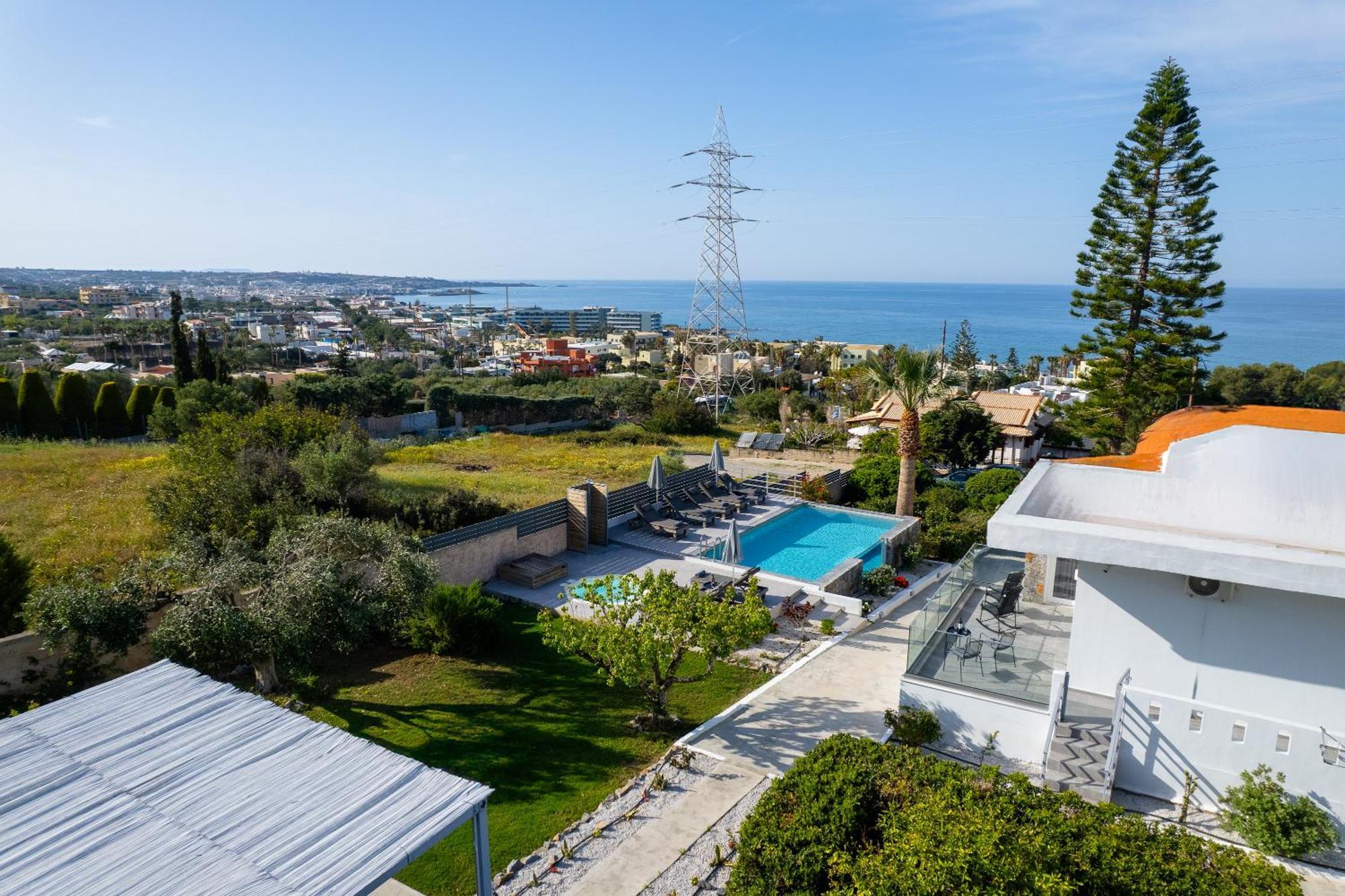 Queen'S Gem Luxury Villa - Heated Jacuzzi & Pool 赫索尼索斯 外观 照片