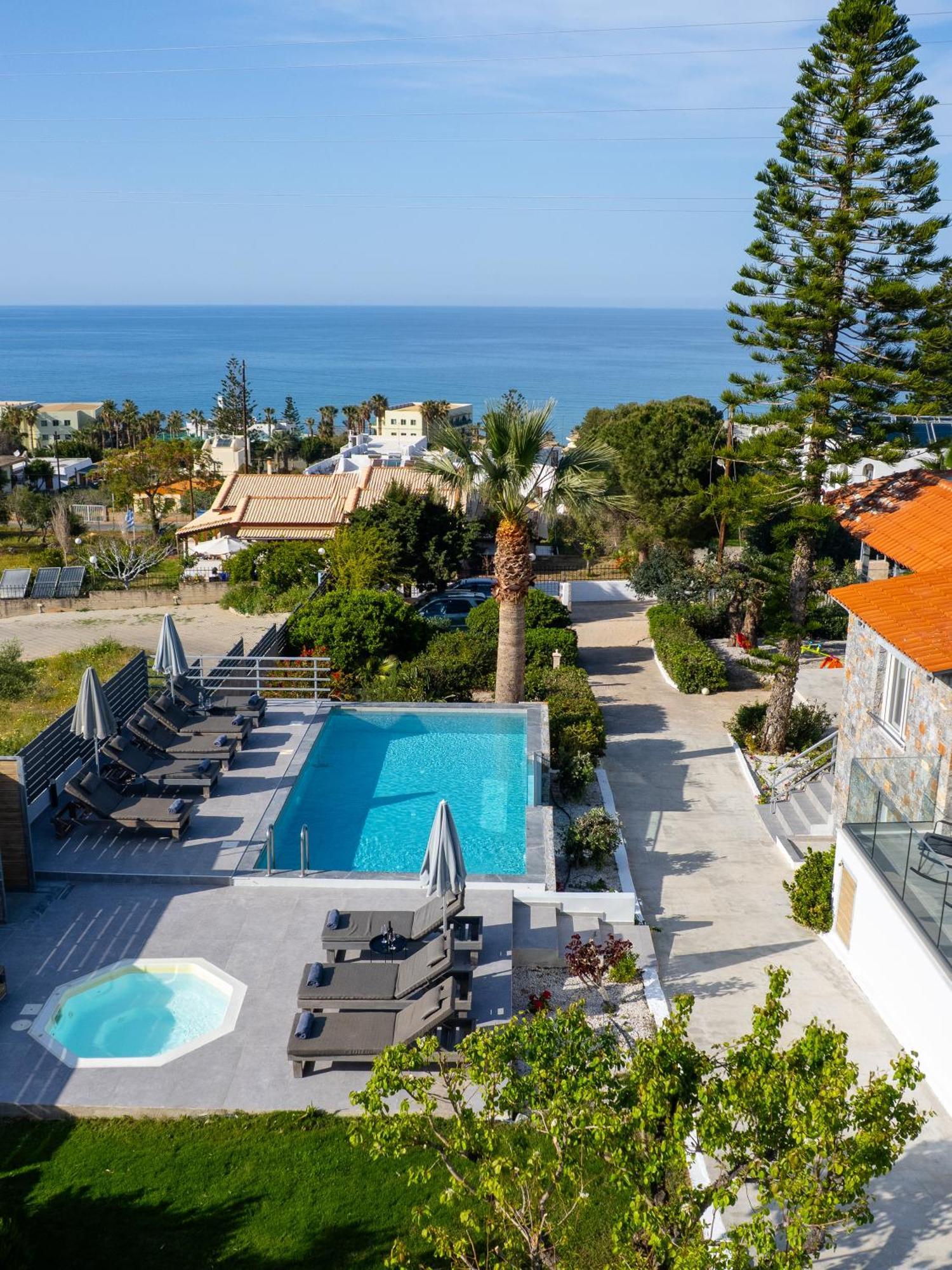 Queen'S Gem Luxury Villa - Heated Jacuzzi & Pool 赫索尼索斯 外观 照片