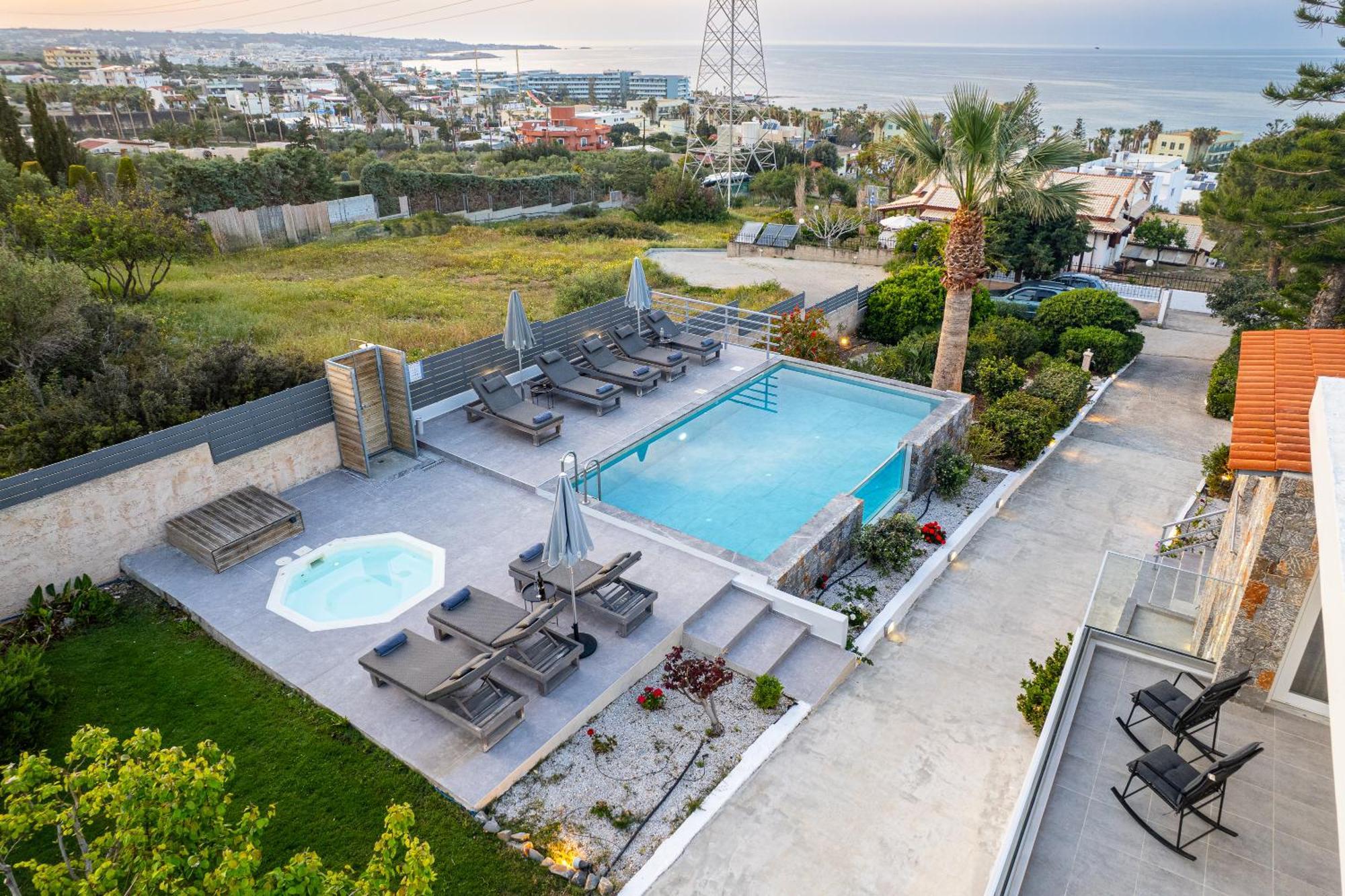 Queen'S Gem Luxury Villa - Heated Jacuzzi & Pool 赫索尼索斯 外观 照片